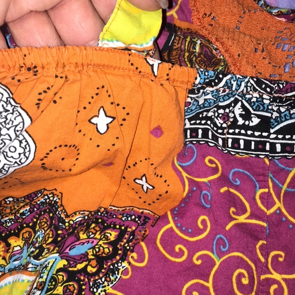 Short and shirt bundle, Old Navy short, Uproar top - Picture 8 of 8